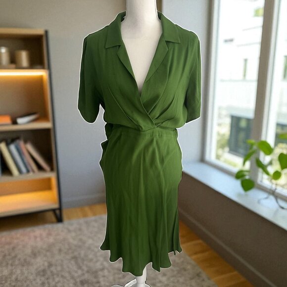 REFORMATION Green Zip Short Sleeve Dress Size Large - Picture 1 of 8